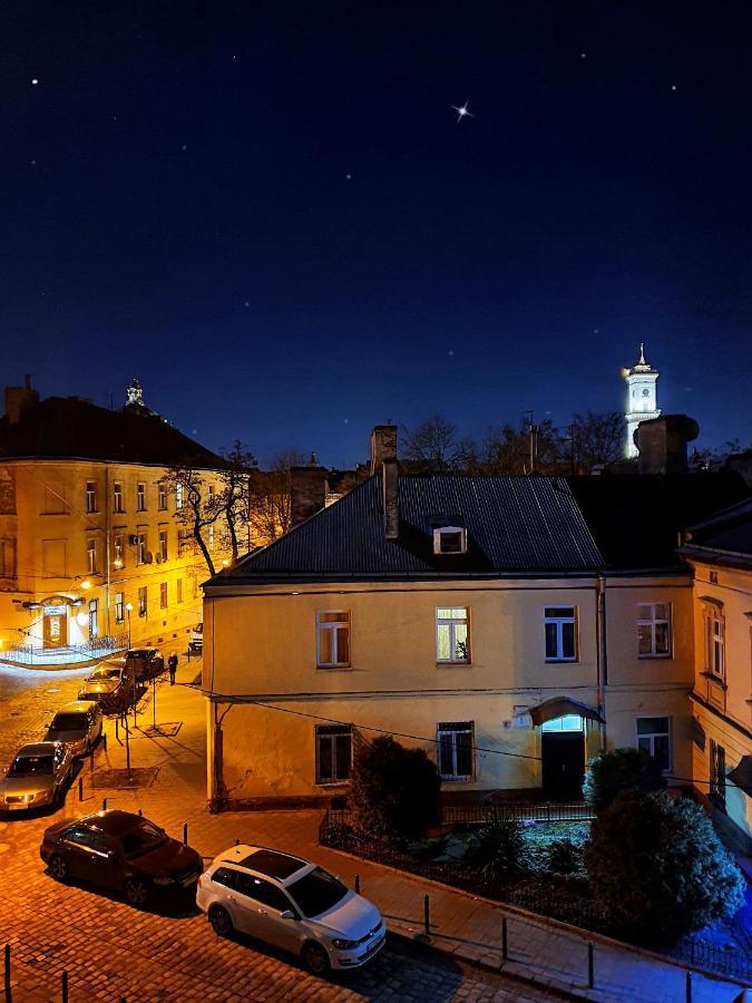 Homey Apartment On Vicheva Str. Lviv Exterior foto