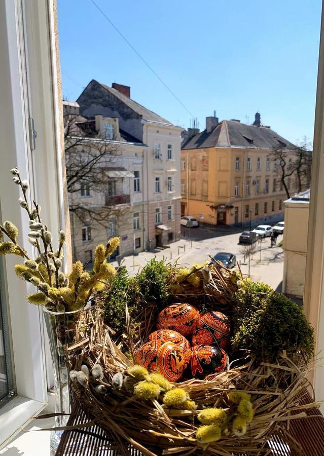 Homey Apartment On Vicheva Str. Lviv Exterior foto